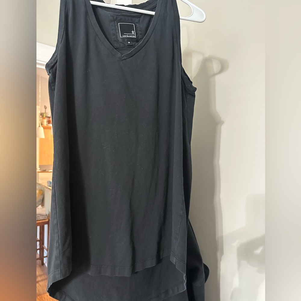 Black Asymmetrical Sleeveless Tank Top